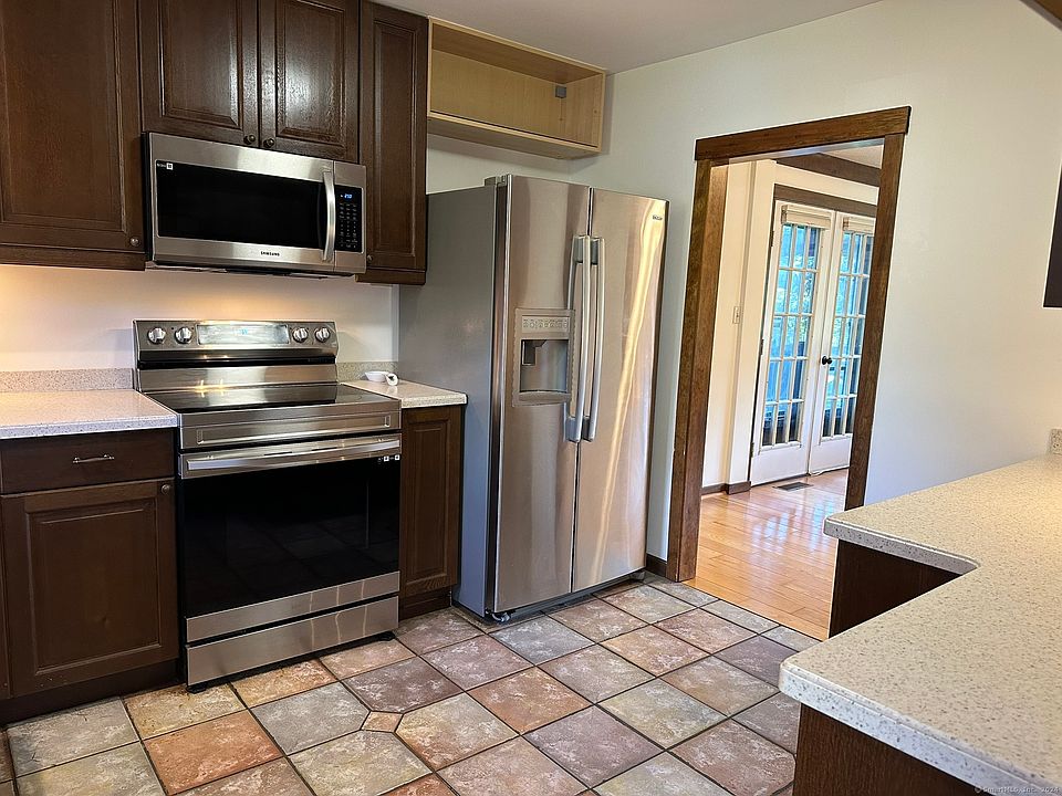 Hallmark Hill 87 Colonial Hill Dr Wallingford CT Zillow