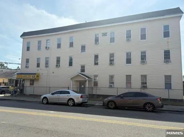 350 23rd Street, Paterson, NJ 07514