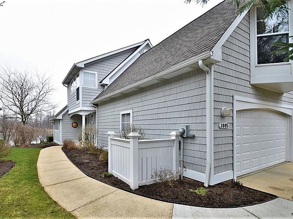 2nd image of 3005 Waterford Dr #20