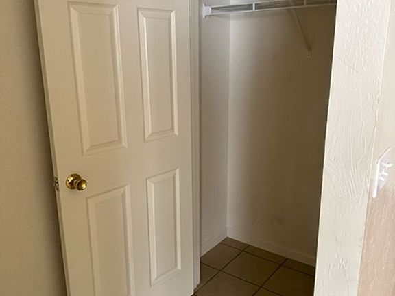 3rd image of 2090 Audrey Ln