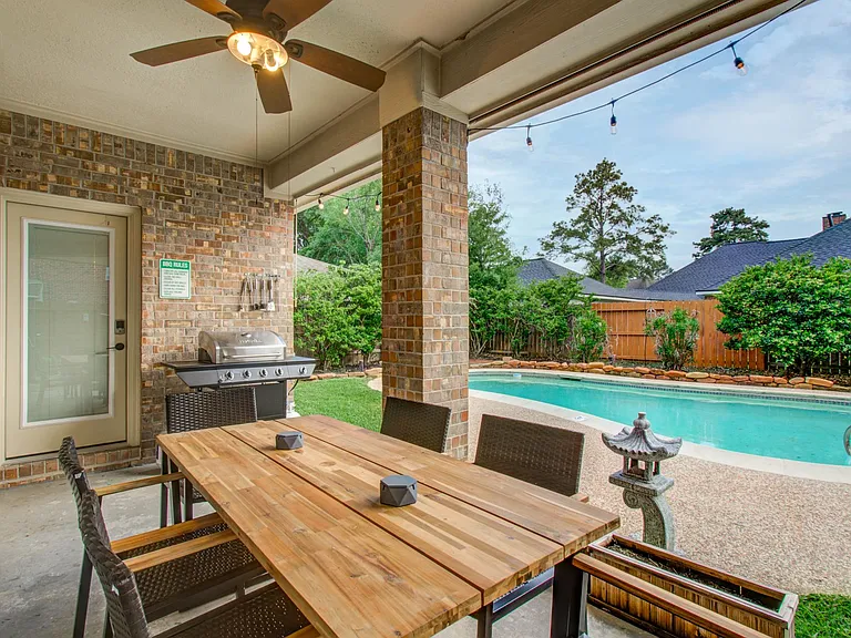 15627 Twisting Springs Dr — Photo 44