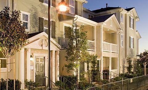 Exterior of Savannah