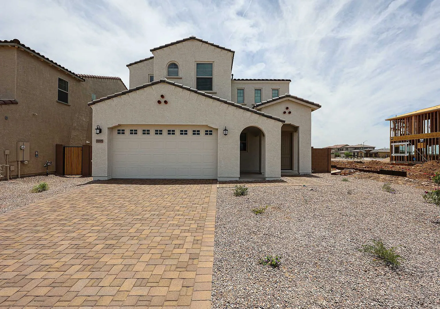 3 Bedroom + Den and Loft in Aloravita Community — Photo 1