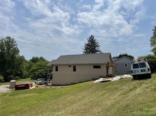 198 Ashworth Ave, Brevard, NC 28712