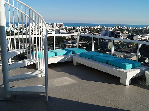 4th image of 1900 Sunset Harbor Dr APT Ts3