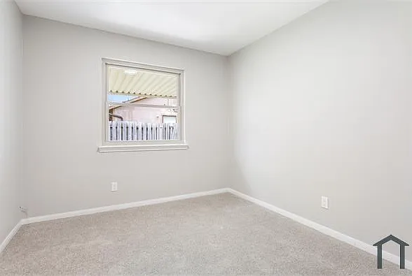 1606 Mona Dr — Photo 15