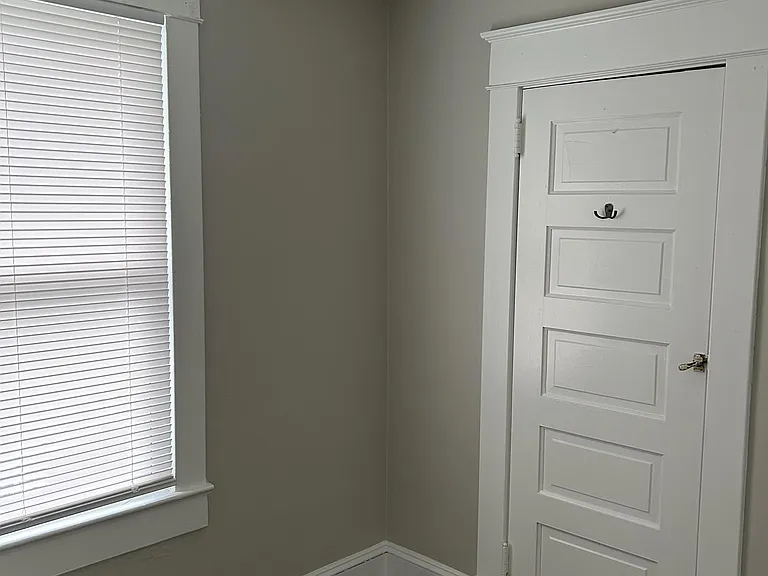 26 Jackson Ave — Photo 11