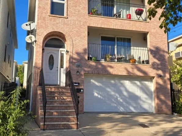 138-140 Malvern St, Newark City, NJ 07105