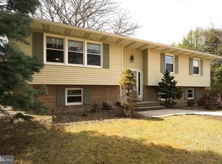 915 Bayberry Dr, State College, PA