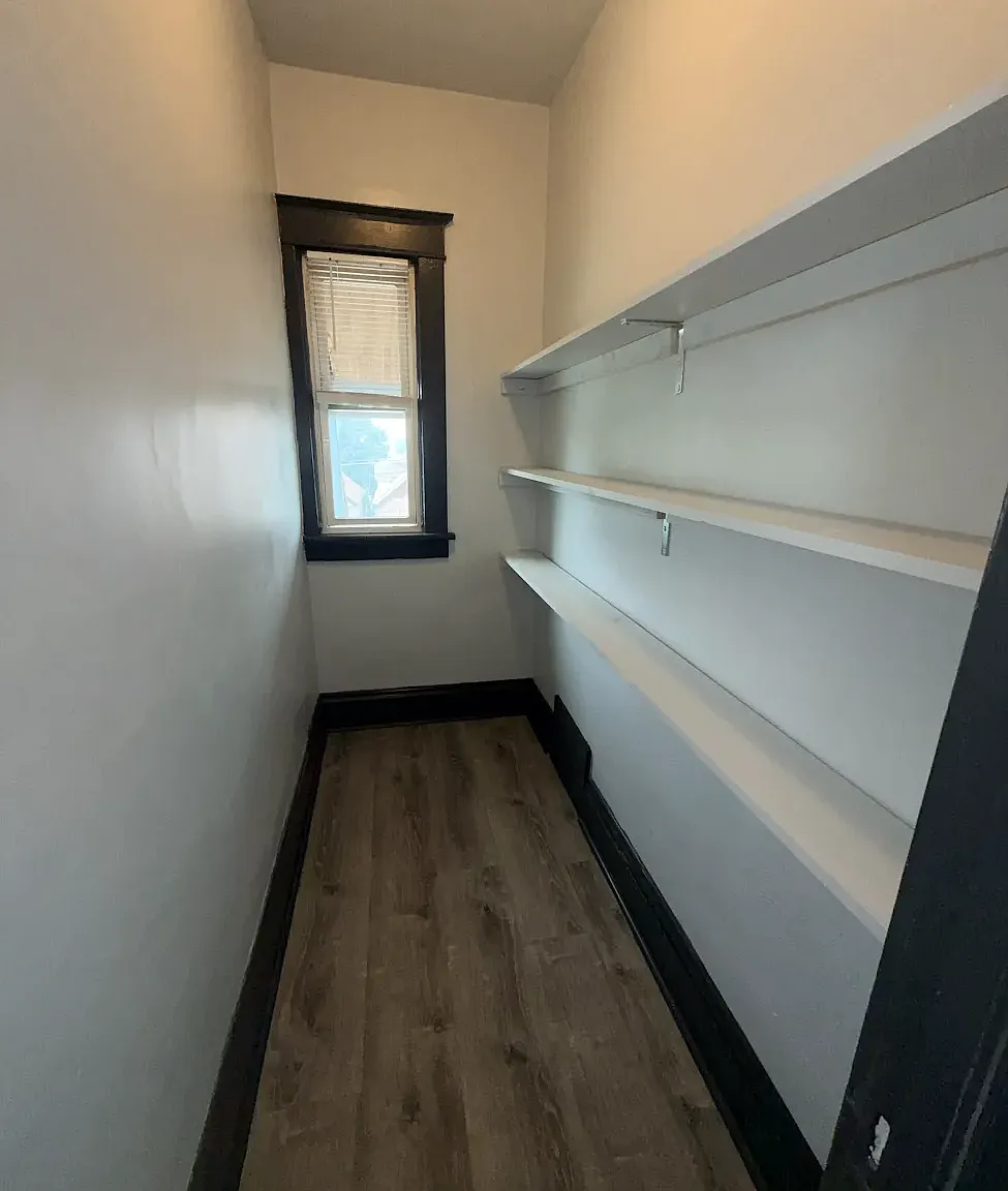 3 bed, $1,450 — Photo 4
