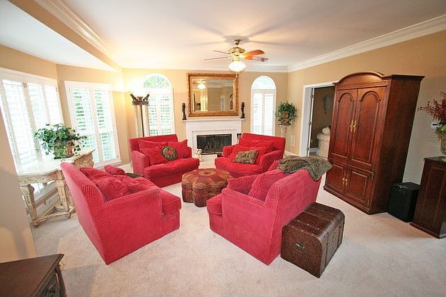 2nd image of 228 Muirfield Woods Ct