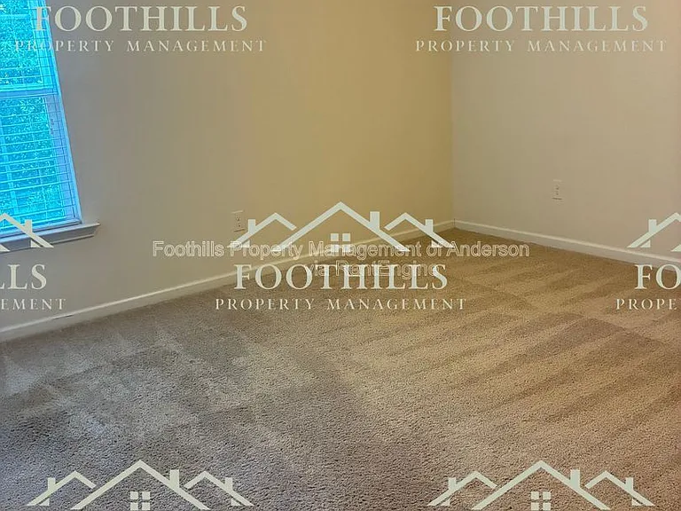 31 Ravencrest Dr — Photo 13