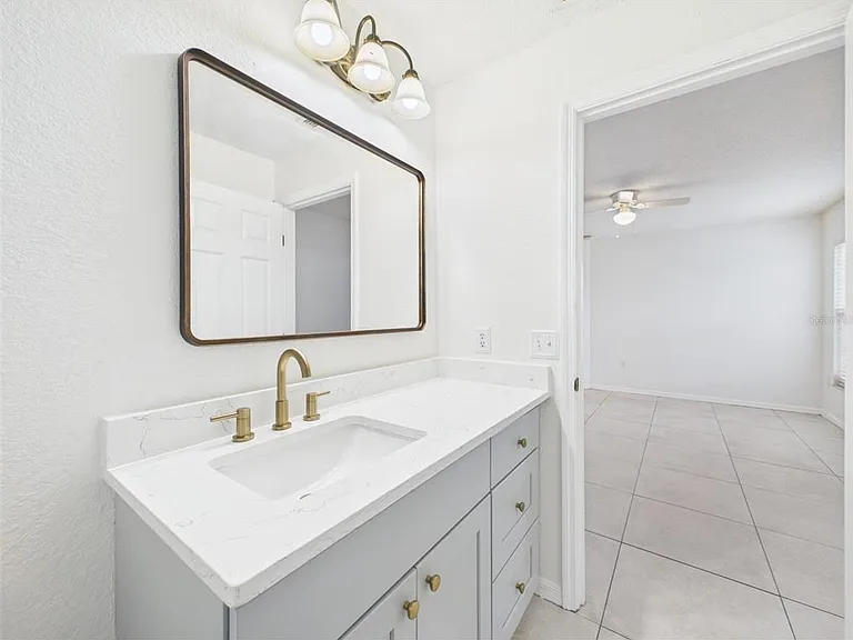 128 Eagle Point Blvd — Photo 24
