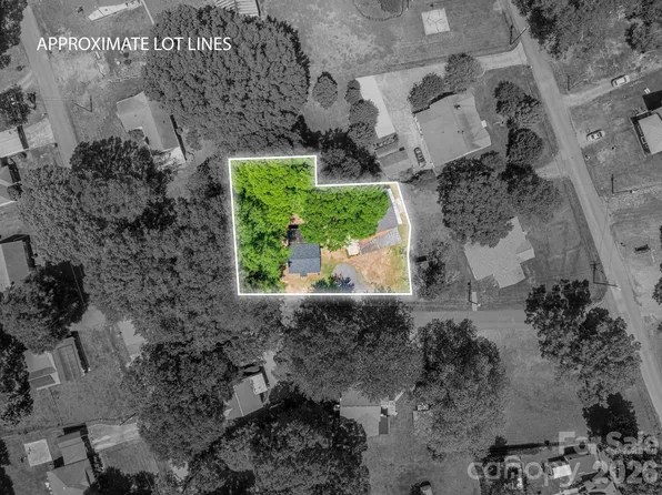 304 Margie St, Belmont, NC 28012