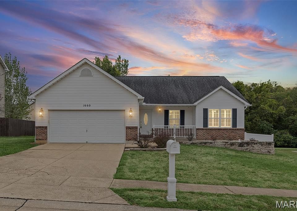 1st image of 1660 Bermuda Dr