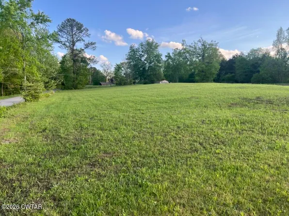 130 Hidden Acres Rd, Paris, TN 38242