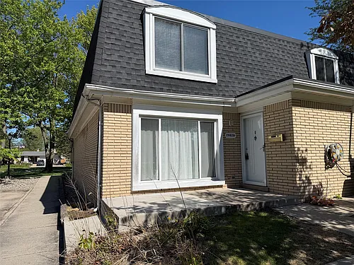 29828 City Center Dr #1 Photo 1
