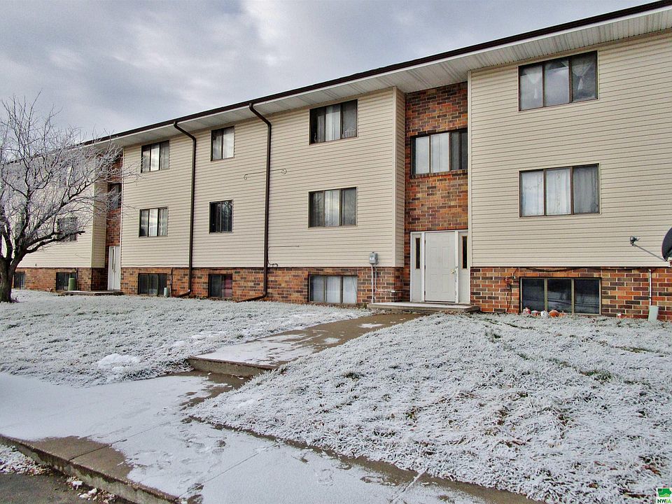 1st image of 3800 Cedar St