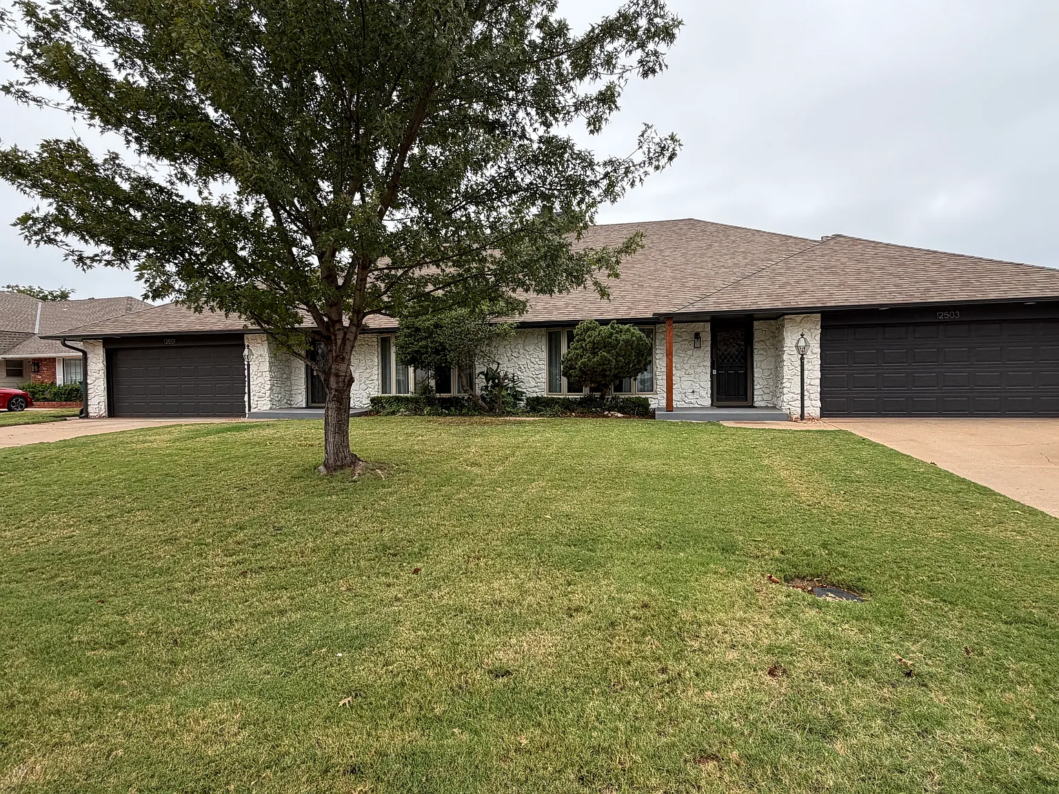 2 bed, 1950 sqft, $2,095 — Photo 1