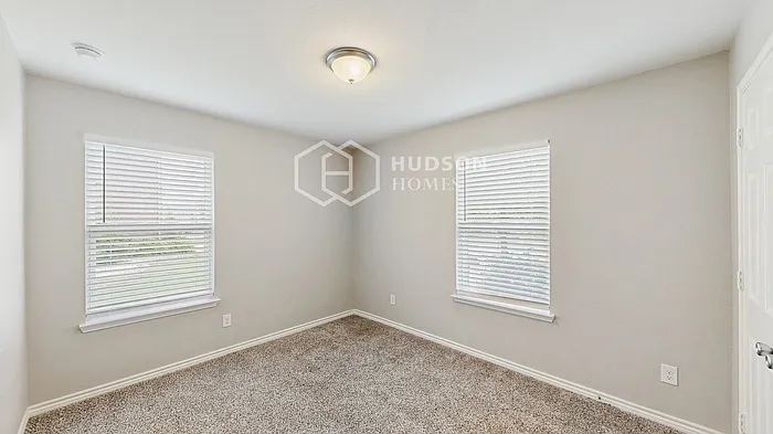 2716 Tobias Ln — Photo 19