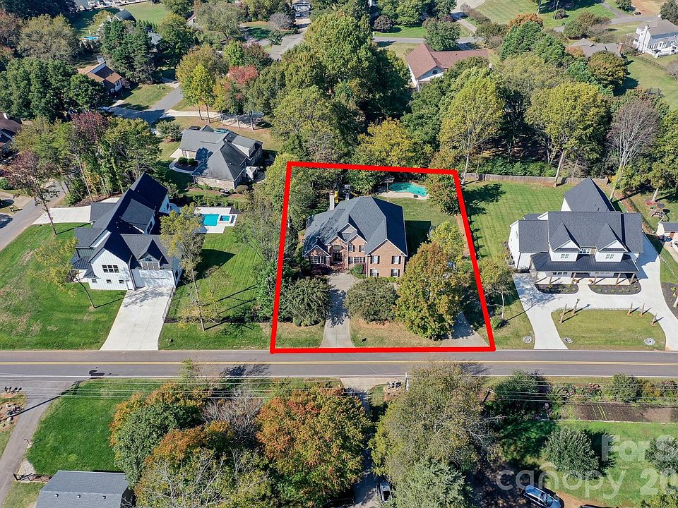 1st image of 406 Canvasback Rd