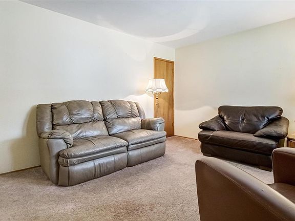 5th image of 7266 Tannoia Dr