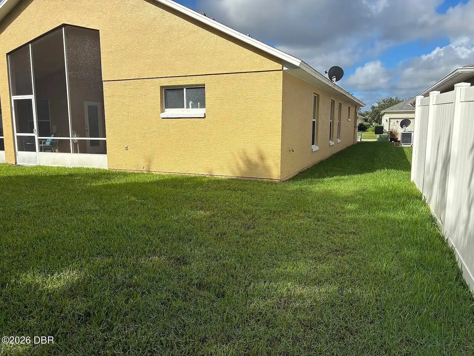 3 bed, 2.0 bath, 1622 sqft, $2,500 — Photo 4