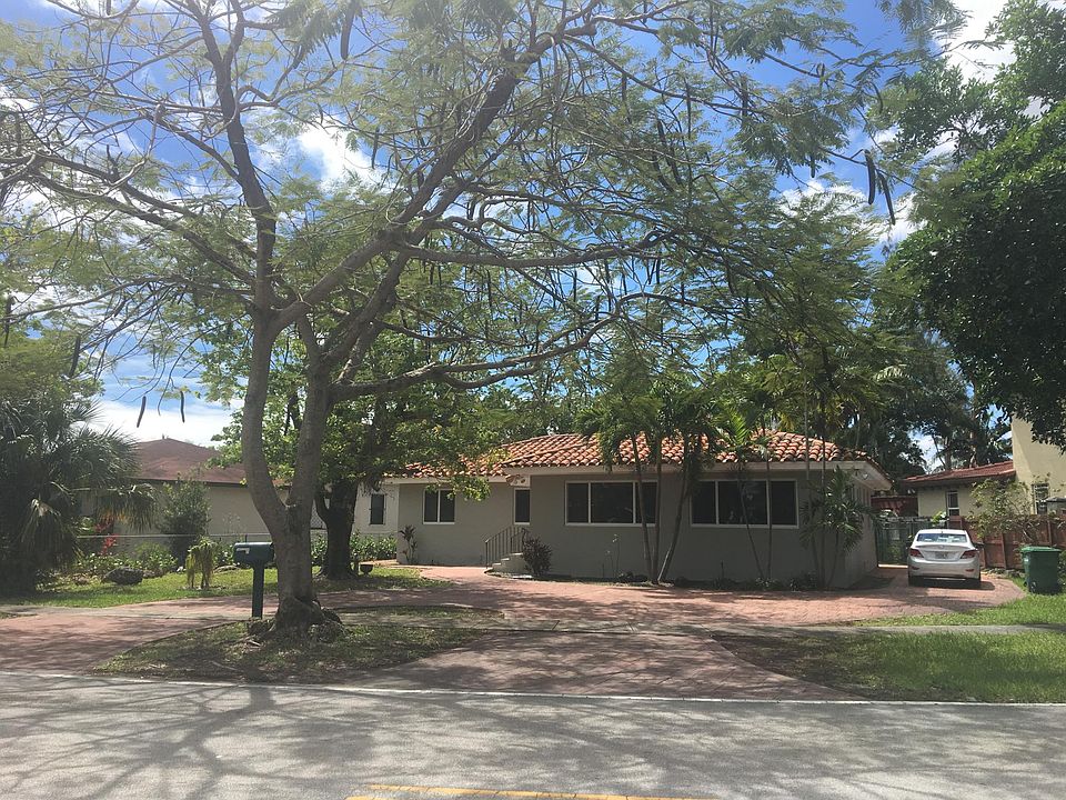 1st image of 6880 N Waterway Dr