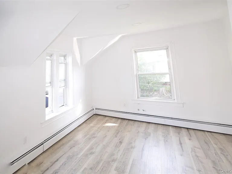 35 S Lawn Ave #3 — Photo 7
