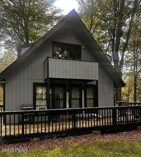 2nd image of 1031 Knollwood Dr