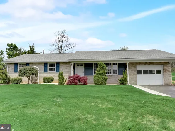 4505 N Sunset Dr, Coopersburg, PA 18036