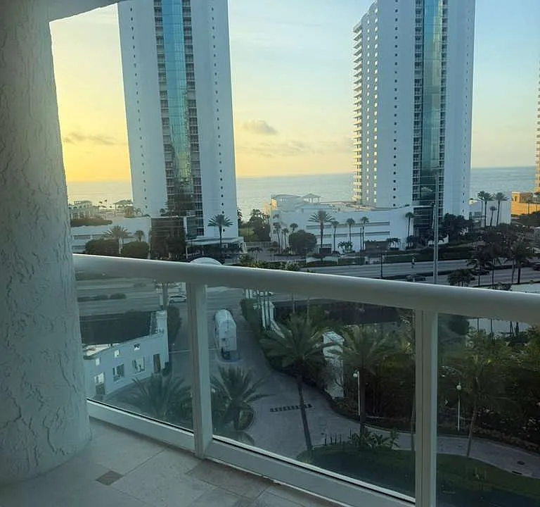 16400 Collins Ave #9