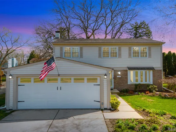 44453 Albert Dr, Plymouth, MI 48170