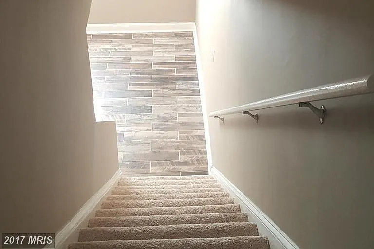 2232 Houston St — Photo 7