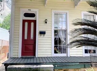 725 Upperline St, New Orleans, LA 70115