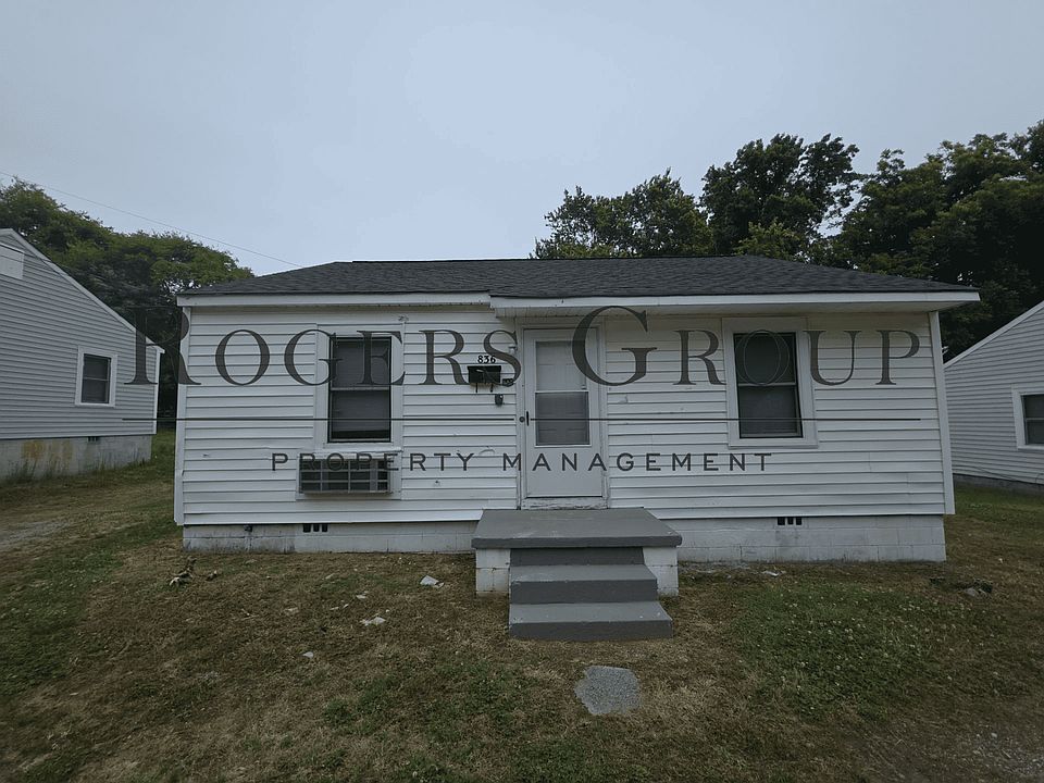 1st image of 836 Lamb St