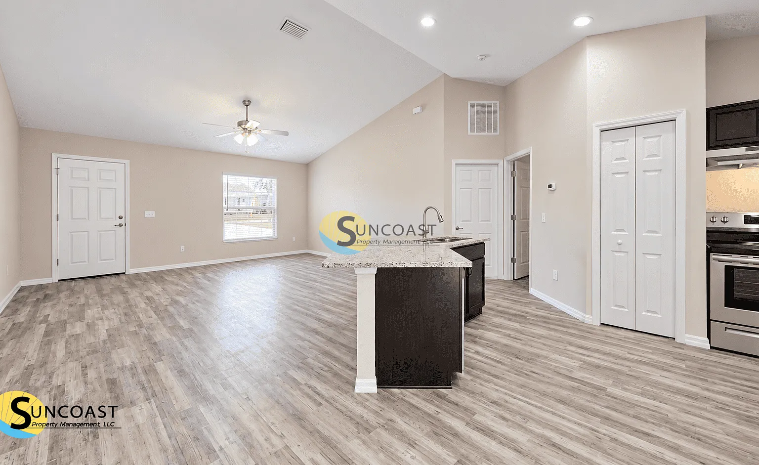 Prime Citrus Springs Location - 3BR Home — Photo 4