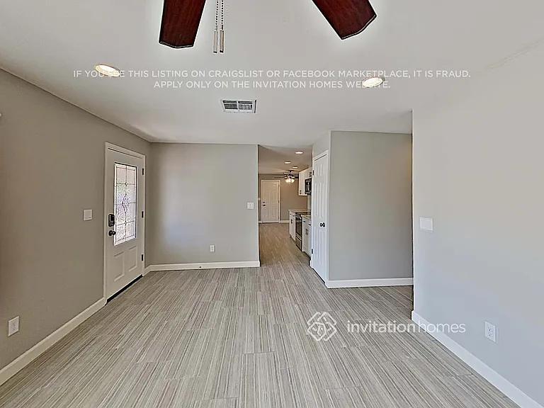 420 E Tulane Dr — Photo 3
