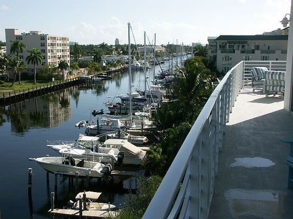 Penthouse Rio Grande Canal View