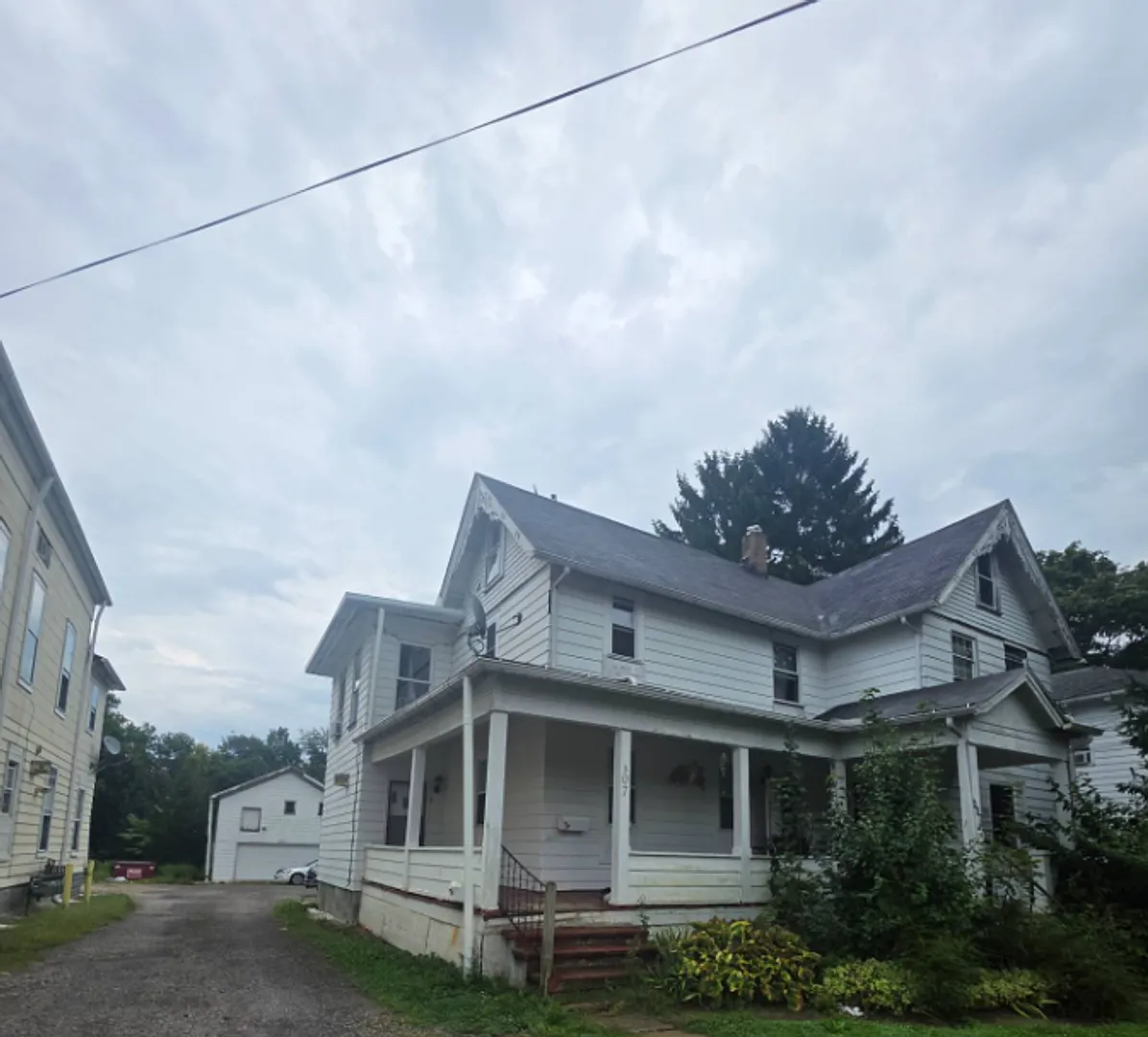 307 S Eagle St — Photo 1