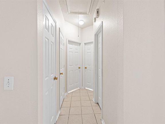 5th image of 3106 Birchleaf Dr