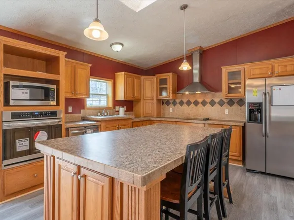 52 Center Street, Damariscotta, ME 04543