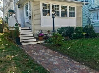 38 Elm Pl, Red Bank, NJ 07701