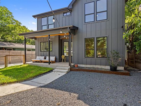 3rd image of 1113 Christie Dr #1