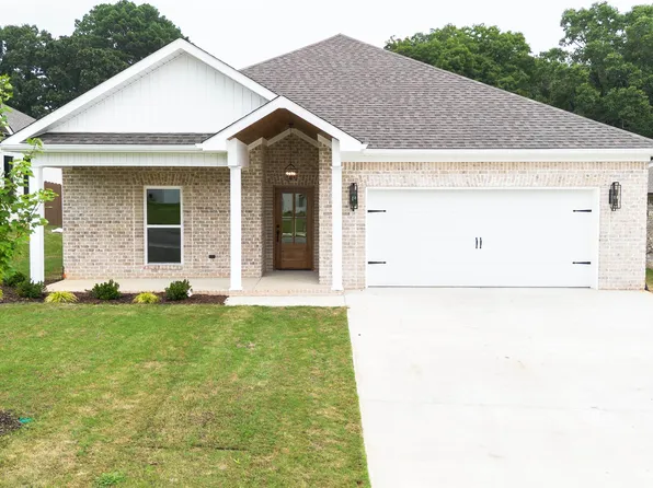 133 Sugar Maple Dr, Florence, AL 35633