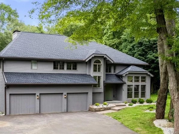 58 Old Farms Road, Glastonbury, CT 06073