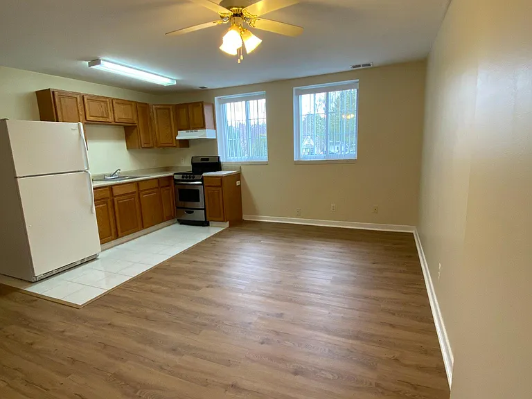 420 North St #18 — Photo 8
