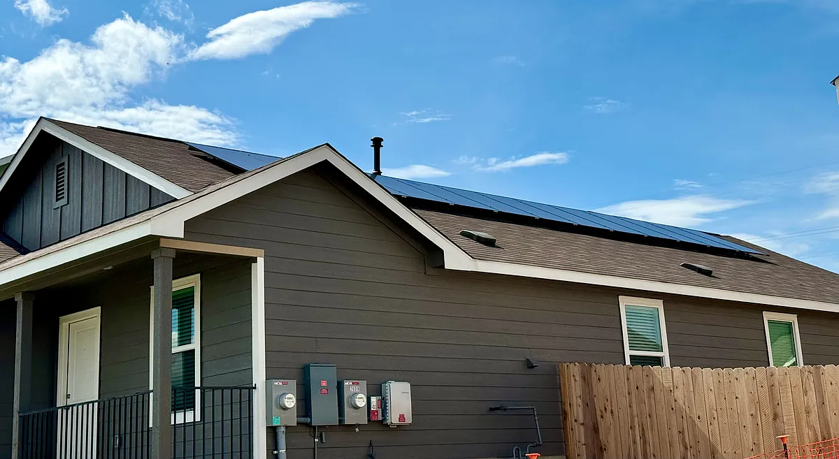 Side view with solar panels - 2608 Carpathian Cv