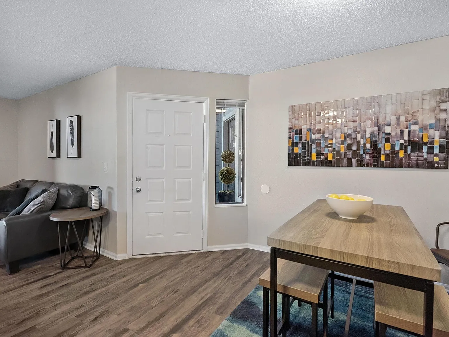 Cheyenne Crest — Photo 1