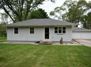 1132 Dorr Rd, South Beloit, IL 61080